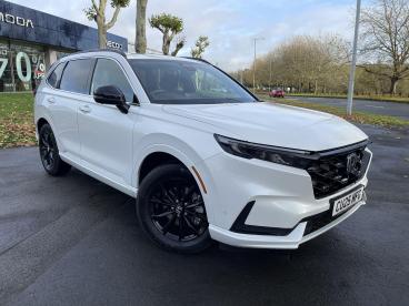SPOTICAR Honda Cr-v 2.0 17.7kwh Advance Tech Ecvt Euro 6 (s/s) 5dr Used Car - Suv Plug-in Hybrid White - Swansea - 1200558164_1