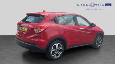 SPOTICAR Honda Hr-v 1.5 I-vtec Se Navi Cvt Euro 6 (s/s) 5dr Used Car - Suv Petrol Red - Leicester - 1200604274_3