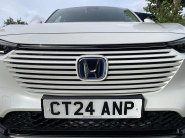 SPOTICAR Honda Hr-v 1.5 H I-mmd Advance Cvt Euro 6 (s/s) 5dr Used Car - Suv Hybrid White - Swansea - 1200645197_4