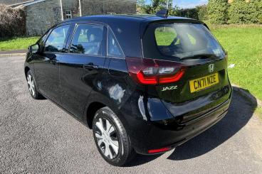 SPOTICAR Honda Jazz 1.5 H I-mmd Sr Ecvt Euro 6 (s/s) 5dr Used Car - City Car Hybrid Black - Bridgend - 1200548455_3