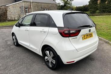 SPOTICAR Honda Jazz 1.5 H I-mmd Ex Ecvt Euro 6 (s/s) 5dr Used Car - City Car Hybrid White - Bridgend - 1200551550_3