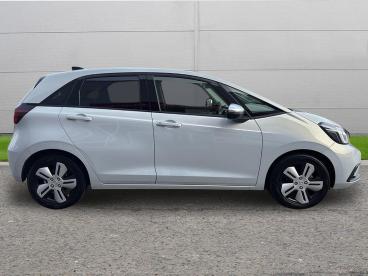 SPOTICAR Honda Jazz 1.5 H I-mmd Ex Ecvt Euro 6 (s/s) 5dr Used Car - City Car Hybrid White - Worksop - 1200576734_4