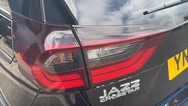 SPOTICAR Honda Jazz 1.5 H I-mmd Crosstar Ex Ecvt Euro 6 (s/s) 5dr Used Car - City Car Hybrid Black - Sheffield - 1200623493_5