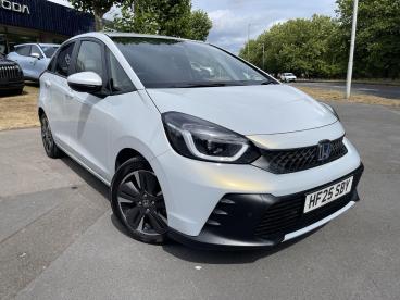 SPOTICAR Honda Jazz 1.5 H I-mmd Advance Ecvt Euro 6 (s/s) 5dr Used Car - City Car Hybrid White - Swansea - 1200627600_1