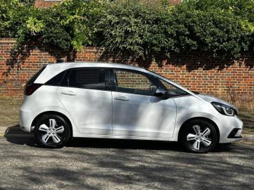 SPOTICAR Honda Jazz 1.5 H I-mmd Ex Ecvt Euro 6 (s/s) 5dr Used Car - City Car Hybrid White - Hemel Hempstead - 1200638538_2