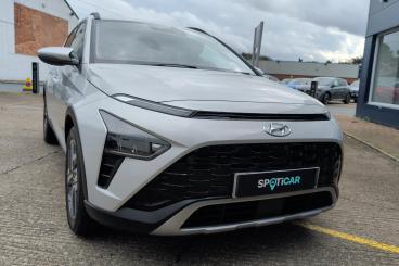 SPOTICAR Hyundai Bayon 1.0 T-gdi Mhev Premium Euro 6 (s/s) 5dr Used Car - Suv Hybrid Silver - Northallerton - 1200539066_5