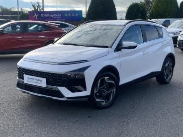 SPOTICAR Hyundai Bayon 1.0 T-gdi Premium Euro 6 (s/s) 5dr Used Car - Suv Petrol White - Eglinton - 1200546192_3