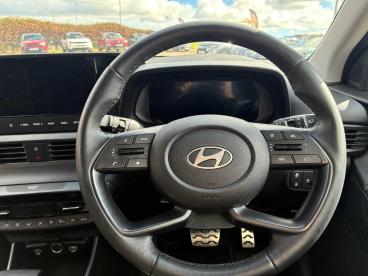 SPOTICAR Hyundai Bayon 1.0 T-gdi Premium Dct Euro 6 (s/s) 5dr Used Car - Suv Petrol Black - Inverness - 1200560899_5