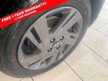 SPOTICAR Hyundai Bayon 1.0 Tgdi 48v Mhev Se Connect 5dr Used Car - Suv Petrol Green - Bridgend - 1200561688_4