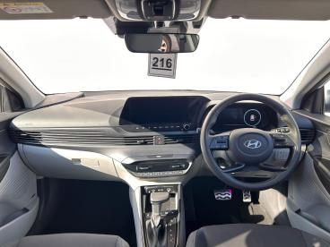 SPOTICAR Hyundai Bayon 1.0 T-gdi Ultimate Dct Euro 6 (s/s) 5dr Used Car - Suv Petrol White - Preston - 1200571226_3