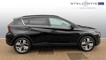 SPOTICAR Hyundai Bayon 1.0 T-gdi Mhev Premium Dct Euro 6 (s/s) 5dr Used Car - Suv Hybrid Black - London - 1200572944_2