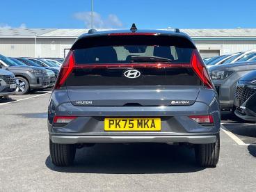 SPOTICAR Hyundai Bayon 1.0 T-gdi Ultimate Dct Euro 6 (s/s) 5dr Used Car - Suv Petrol Grey - Blackpool - 1200602742_5