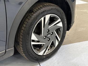 SPOTICAR Hyundai Bayon 1.0 Tgdi 48v Mhev Se Connect 5dr Used Car - Suv Petrol Grey - Swansea - 1200605767_4
