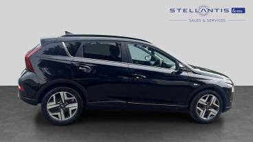 SPOTICAR Hyundai Bayon 1.0 T-gdi Mhev Premium Euro 6 (s/s) 5dr Used Car - Suv Hybrid Black - Maidstone - 1200626411_2