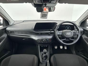 SPOTICAR Hyundai Bayon 1.0 T-gdi Advance Euro 6 (s/s) 5dr Used Car - Suv Petrol Red - Preston - 1200628299_5