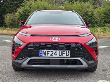 SPOTICAR Hyundai Bayon 1.0 T-gdi Mhev Premium Dct Euro 6 (s/s) 5dr Used Car - Suv Hybrid Red - Kidlington - 1200631641_2