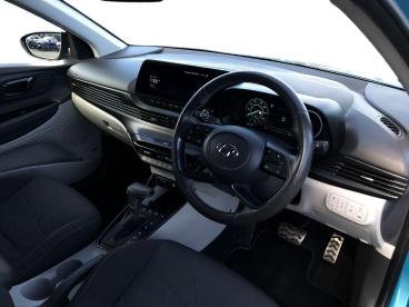 SPOTICAR Hyundai Bayon 1.0 T-gdi Mhev Ultimate Dct Euro 6 (s/s) 5dr Used Car - Suv Hybrid Blue - Bangor - 1200635489_3