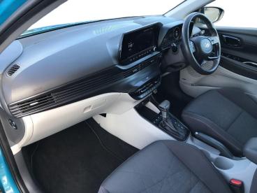 SPOTICAR Hyundai Bayon 1.0 T-gdi Mhev Ultimate Dct Euro 6 (s/s) 5dr Used Car - Suv Hybrid Blue - Bangor - 1200635489_5