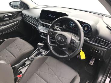 SPOTICAR Hyundai Bayon 1.0 T-gdi Mhev Premium Dct Euro 6 (s/s) 5dr Used Car - Suv Hybrid Black - Bangor - 1200639454_3