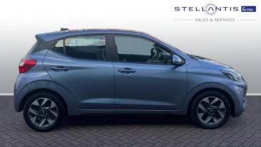 SPOTICAR Hyundai I10 1.0 Advance Auto Euro 6 (s/s) 5dr Used Car - City Car Petrol Blue - Stockport - 1200541897_2