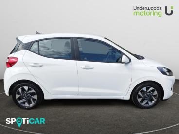 SPOTICAR Hyundai I10 1.0 Advance Auto Euro 6 (s/s) 5dr Used Car - City Car Petrol White - Tiptree - 1200573700_5