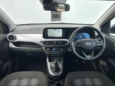 SPOTICAR Hyundai I10 1.0 Premium Auto Euro 6 (s/s) 5dr Used Car - City Car Petrol Black - Preston - 1200585975_5