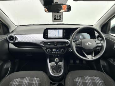 SPOTICAR Hyundai I10 1.2 Premium Euro 6 (s/s) 5dr Used Car - City Car Petrol Green - Preston - 1200599563_5