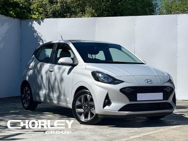 SPOTICAR Hyundai I10 1.2 Premium Auto Euro 6 (s/s) 5dr Used Car - City Car Petrol White - Ormskirk - 1200600465_1
