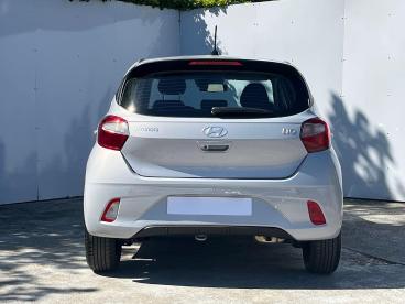 SPOTICAR Hyundai I10 1.2 Premium Auto Euro 6 (s/s) 5dr Used Car - City Car Petrol White - Ormskirk - 1200600465_5