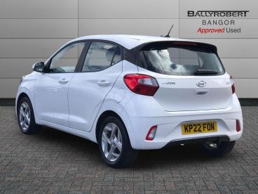 SPOTICAR Hyundai I10 1.2 Se Connect Auto Euro 6 (s/s) 5dr Used Car - City Car Petrol White - Bangor - 1200601358_2