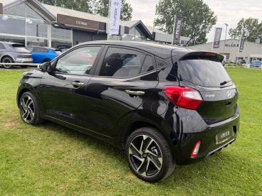 SPOTICAR Hyundai I10 1.2 Premium Euro 6 (s/s) 5dr Used Car - City Car Petrol Black - Darlington - 1200606035_3