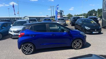 SPOTICAR Hyundai I10 1.2 Premium Euro 6 (s/s) 5dr Used Car - City Car Petrol Blue - Redditch - 1200618621_5