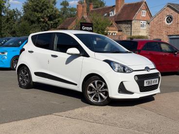 SPOTICAR Hyundai I10 1.2 Premium Se Auto Euro 6 5dr Used Car - City Car Petrol White - Warwick - 1200623587_1