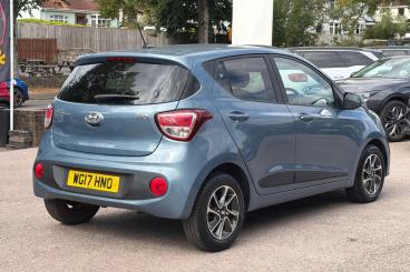 SPOTICAR Hyundai I10 1.2 Premium Auto Euro 6 5dr Used Car - City Car Petrol Blue - Torquay - 1200623629_3