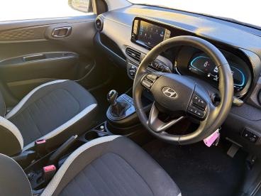 SPOTICAR Hyundai I10 1.0 Advance Auto Euro 6 (s/s) 5dr Used Car - City Car Petrol Grey - Cheltenham - 1200627287_3