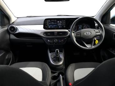 SPOTICAR Hyundai I10 1.0 Premium Auto Euro 6 (s/s) 5dr Used Car - City Car Petrol Blue - Bangor - 1200628311_4
