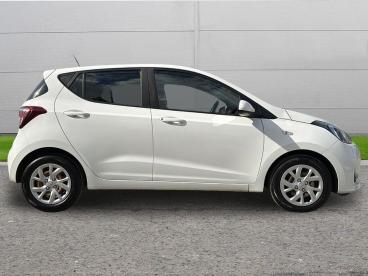 SPOTICAR Hyundai I10 1.0 Blue Drive Se Euro 6 (s/s) 5dr Used Car - City Car Petrol White - Selby - 1200628826_4