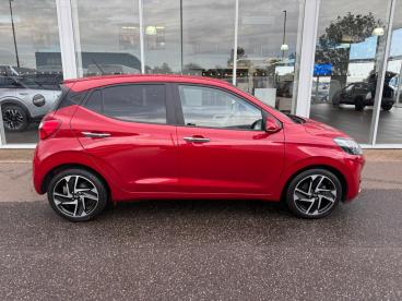 SPOTICAR Hyundai I10 1.2 Premium Auto Euro 6 (s/s) 5dr Used Car - City Car Petrol Red - Boston - 1200640787_2