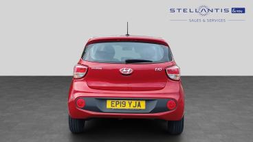 SPOTICAR Hyundai I10 1.2 Se Euro 6 5dr Used Car - City Car Petrol Red - Croydon - 1200642252_4