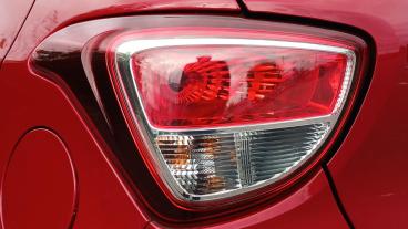 SPOTICAR Hyundai I10 1.2 Se Euro 6 5dr Used Car - City Car Petrol Red - Croydon - 1200642252_5