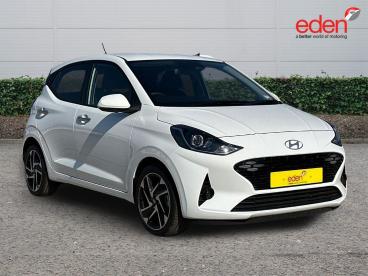 SPOTICAR Hyundai I10 1.2 Premium Auto Euro 6 (s/s) 5dr Used Car - City Car Petrol White - Marsh Barton Exeter - 1200645258_1
