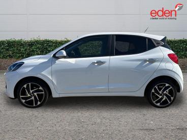 SPOTICAR Hyundai I10 1.2 Premium Auto Euro 6 (s/s) 5dr Used Car - City Car Petrol White - Marsh Barton Exeter - 1200645258_4