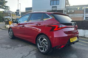 SPOTICAR Hyundai I20 1.0 T-gdi Premium Dct Euro 6 (s/s) 5dr Used Car - Hatchback Petrol Red - Farningham - 1200557529_2