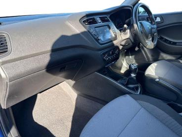 SPOTICAR Hyundai I20 1.2 Se Launch Edition Euro 6 (s/s) 5dr Used Car - Hatchback Petrol Blue - Wallsend - 1200557743_3