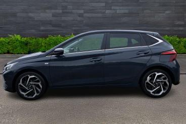 SPOTICAR Hyundai I20 1.0 T-gdi Mhev Premium Dct Euro 6 (s/s) 5dr Used Car - Hatchback Hybrid Grey - Telford - 1200582414_3