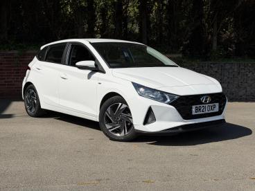 SPOTICAR Hyundai I20 1.0 T-gdi Mhev Se Connect Euro 6 (s/s) 5dr Used Car - Hatchback Hybrid White - Warwick - 1200607556_1