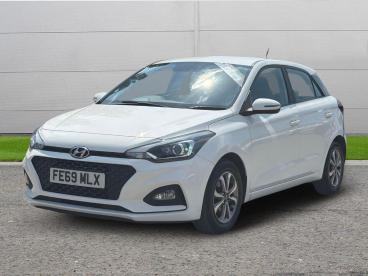 SPOTICAR Hyundai I20 1.2 Se Launch Edition Euro 6 (s/s) 5dr Used Car - Hatchback Petrol White - Selby - 1200610871_3