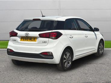 SPOTICAR Hyundai I20 1.2 Se Launch Edition Euro 6 (s/s) 5dr Used Car - Hatchback Petrol White - Selby - 1200610871_5