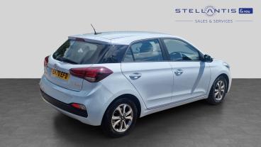SPOTICAR Hyundai I20 1.2 Se Launch Edition Euro 6 (s/s) 5dr Used Car - Hatchback Petrol Grey - Romford - 1200618660_3