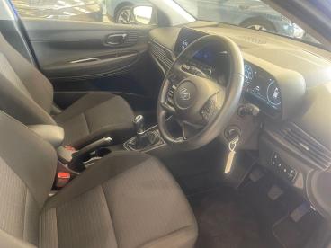 SPOTICAR Hyundai I20 1.0 T-gdi Mhev Premium Euro 6 (s/s) 5dr Used Car - Hatchback Hybrid Blue - Bridgend - 1200619571_3